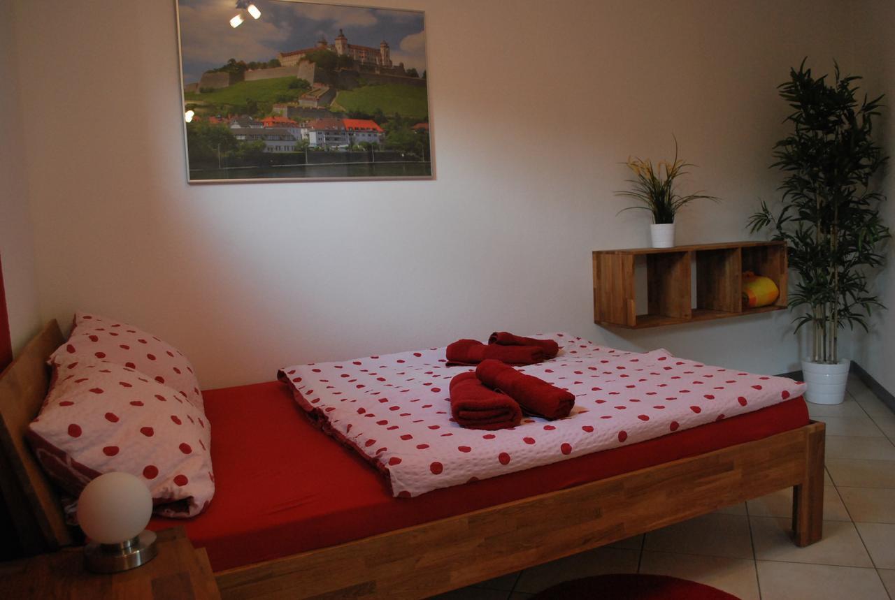 Ferienwohnung Am Mainradweg - Beuerlein Martin Kolitzheim ภายนอก รูปภาพ